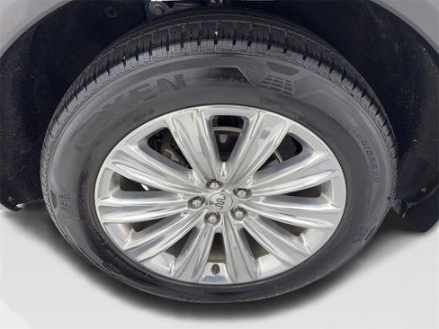 Used 2021 Ford Explorer King Ranch w/ Premium Technology Package image 86