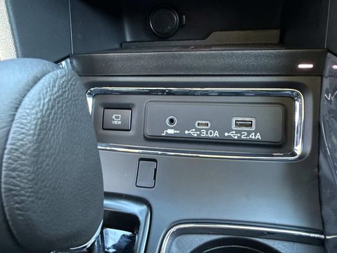 New 2026 Subaru Ascent Limited Bronze image 31