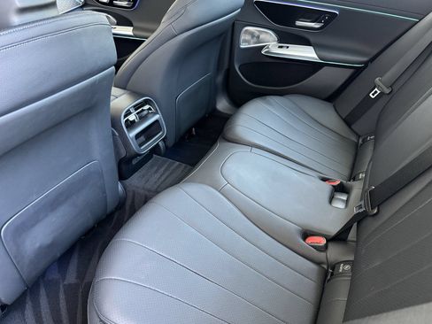 Certified 2024 Mercedes-Benz E 350 4MATIC Sedan image 4