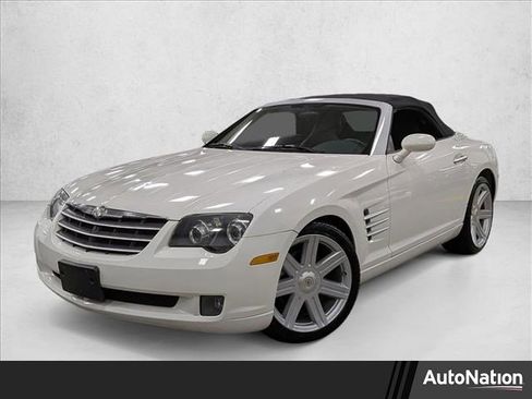 Used 2005 Chrysler Crossfire Limited image 1