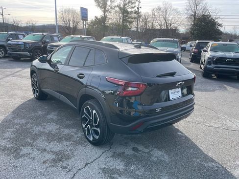New 2026 Chevrolet Trax RS w/ Sunroof Package image 47