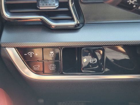 Certified 2025 Kia Sportage SX Prestige AWD/4WD image 16