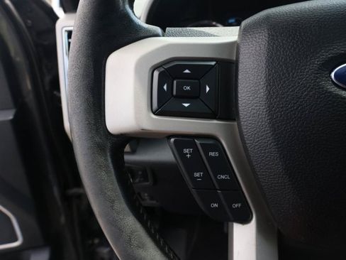 Used 2017 Ford F350 Lariat w/ Lariat Ultimate Package AWD/4WD image 26