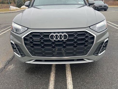 Certified 2023 Audi Q5 2.0T Premium w/ Convenience Package image 2