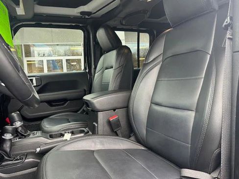 Certified 2022 Jeep Wrangler Unlimited Sahara image 11