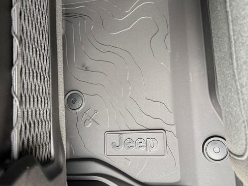 New 2026 Jeep Gladiator Rubicon w/ Safety Group AWD/4WD image 20