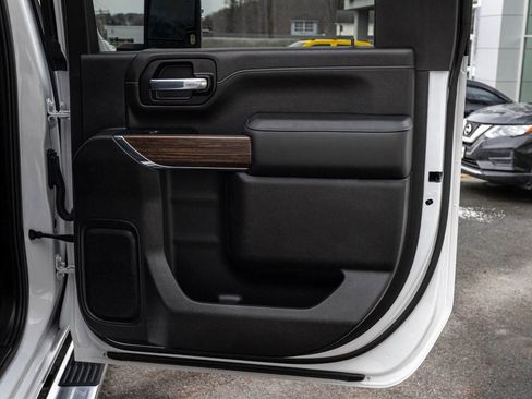 Used 2023 Chevrolet Silverado 2500 High Country image 15