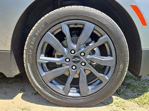 Used 2024 Chevrolet Equinox RS AWD/4WD image 25