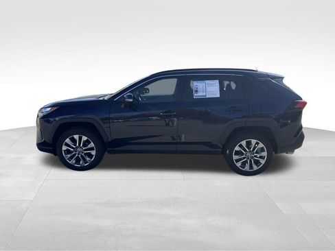 Used 2023 Toyota RAV4 XLE Premium image 2