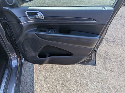 Used 2019 Jeep Grand Cherokee Limited w/ Luxury Group II image 26