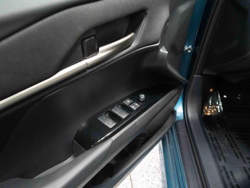 Used 2025 Toyota Camry LE w/ Convenience Package FWD image 7