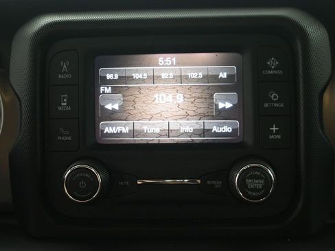 Used 2021 Jeep Gladiator Sport image 7