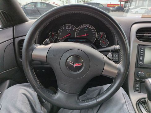 Used 2006 Chevrolet Corvette Convertible w/ Preferred Equipment Group image 13