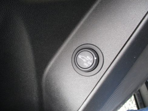 Used 2020 Chevrolet Equinox LT AWD/4WD image 20