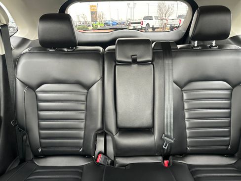 Used 2024 Ford Edge SEL w/ Convenience Package image 21