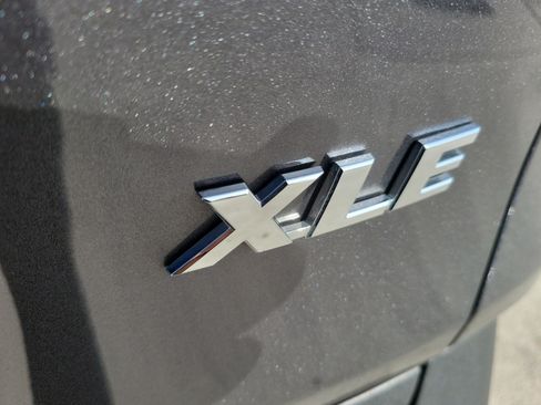 Used 2025 Toyota RAV4 XLE w/ Convenience Package FWD image 9