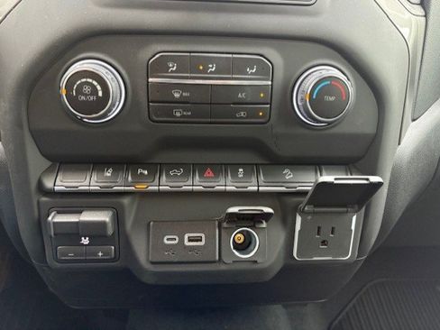 Used 2025 Chevrolet Silverado 2500 Custom w/ Custom Value Package image 16