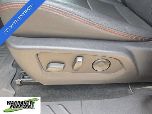 Used 2023 Chevrolet Colorado Z71 w/ Z71 Convenience Package 2 AWD/4WD image 15