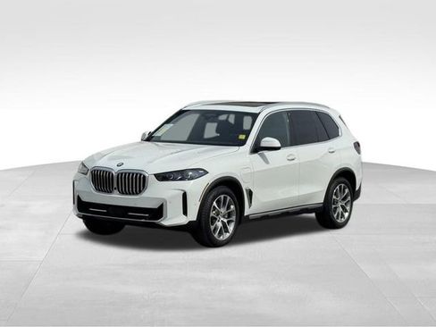Certified 2026 BMW X5 xDrive50e image 1