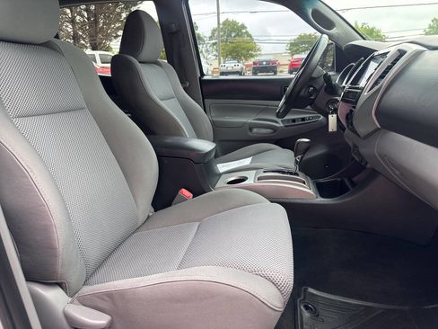 Used 2012 Toyota Tacoma 4x4 Double Cab w/ TRD Sport Pkg image 14