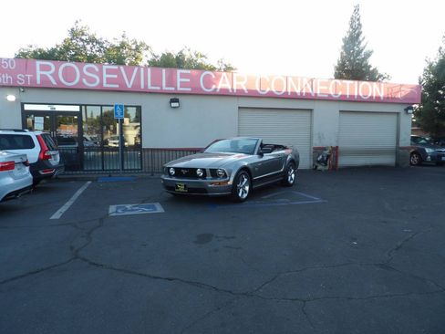 Used 2008 Ford Mustang GT Premium RWD image 1