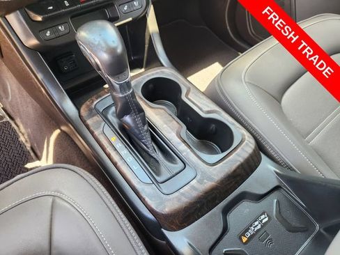 Used 2022 GMC Canyon Denali AWD/4WD image 18