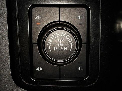 Used 2023 Ford F150 Lariat w/ Trailer Tow Package AWD/4WD image 16