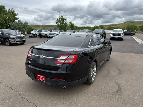 Used 2016 Ford Taurus Limited FWD image 15