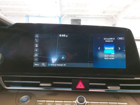 Certified 2025 Hyundai Elantra SEL image 23