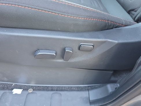 Certified 2025 Nissan Frontier PRO-4X image 18