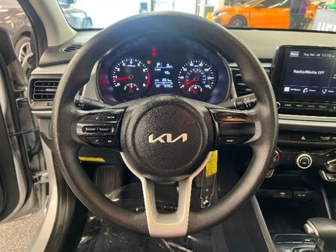 Used 2022 Kia Rio LX FWD image 10