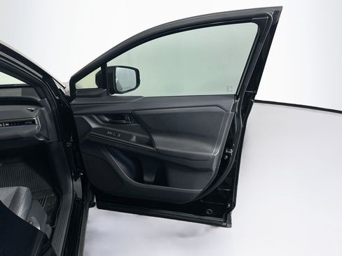 Used 2026 Toyota bZ FWD image 34