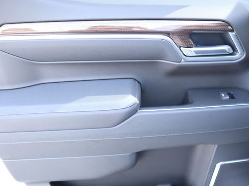 New 2026 Chevrolet Silverado 1500 RST AWD/4WD image 17