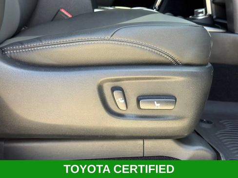 Used 2024 Toyota 4Runner SR5 Premium w/ Moonroof Package AWD/4WD image 26