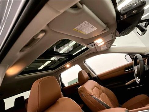 New 2025 Nissan Pathfinder Platinum w/ Lighting Package (N93) image 35