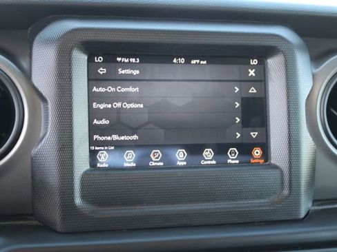 Used 2022 Jeep Gladiator Sport AWD/4WD image 30