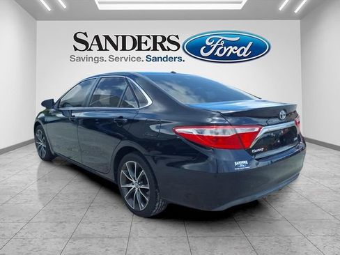 Used 2016 Toyota Camry XSE w/ Moonroof Package FWD image 4