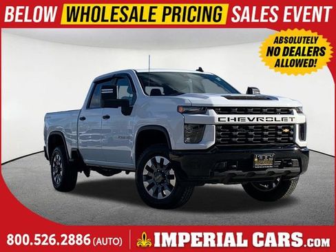 Used 2022 Chevrolet Silverado 2500 Custom w/ Custom Value Package image 1