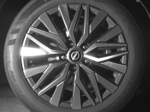 Used 2025 Nissan Altima 2.5 SV image 13