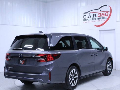 Used 2025 Honda Odyssey EX-L image 6