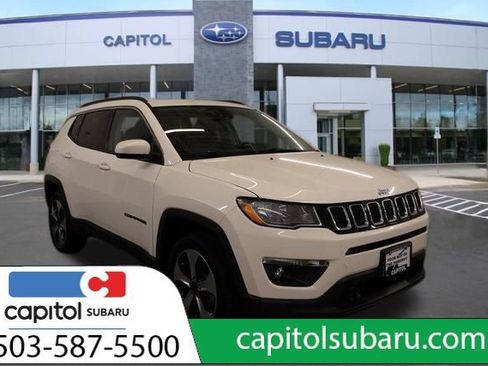 Used 2020 Jeep Compass Latitude AWD/4WD image 1