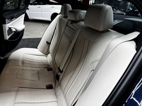 Used 2017 BMW 540i RWD image 44