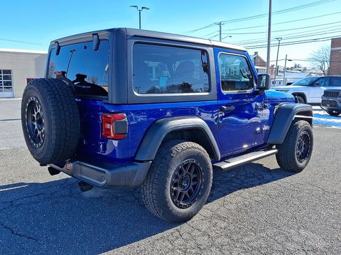 Used 2018 Jeep Wrangler Sport image 7