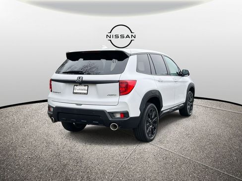 Used 2023 Honda Passport EX-L image 6