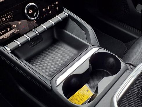 New 2026 GMC Terrain Elevation w/ Elevation Premium Package FWD image 5