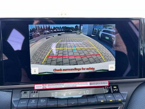New 2026 Toyota Camry Hybrid AWD/4WD image 15