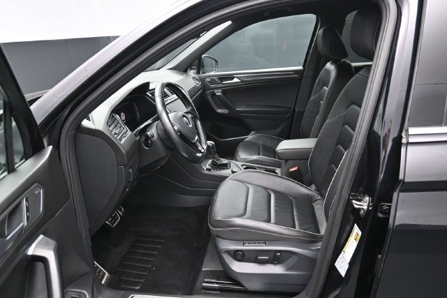 Used 2021 Volkswagen Tiguan SEL Premium R-Line AWD/4WD image 9