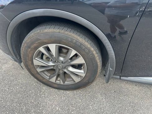 Used 2016 Nissan Murano S w/ Navigation Package image 11