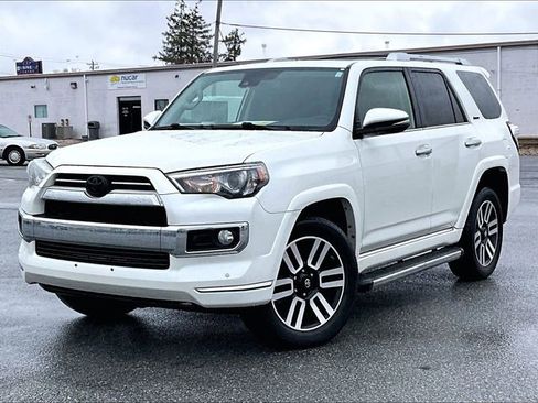 Used 2020 Toyota 4Runner Limited image 2