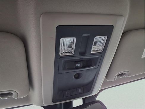 Used 2017 RAM 1500 Laramie w/ Convenience Group image 24